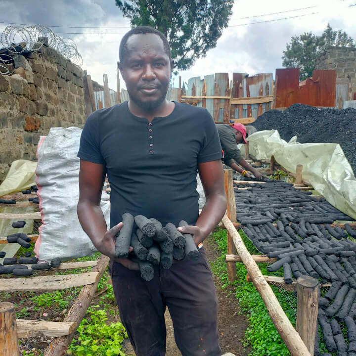 briquette worker